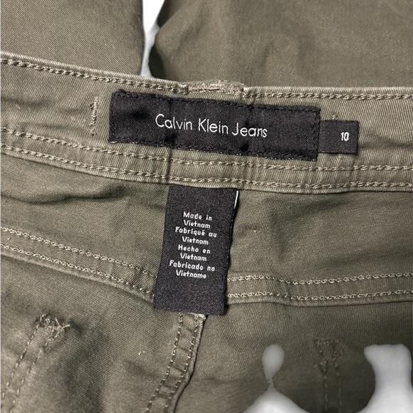 Calvin Klein Jeans - Picture 4 of 7